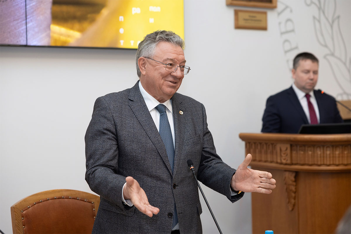 На Учёном совете СПбПУ отметили достижения представителей ВШБИ